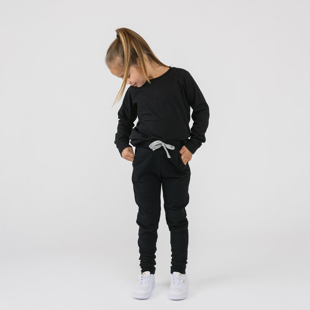 Cloud Crew Raglan - Long Sleeve Tees - Black - 3-6 months - mini mioche