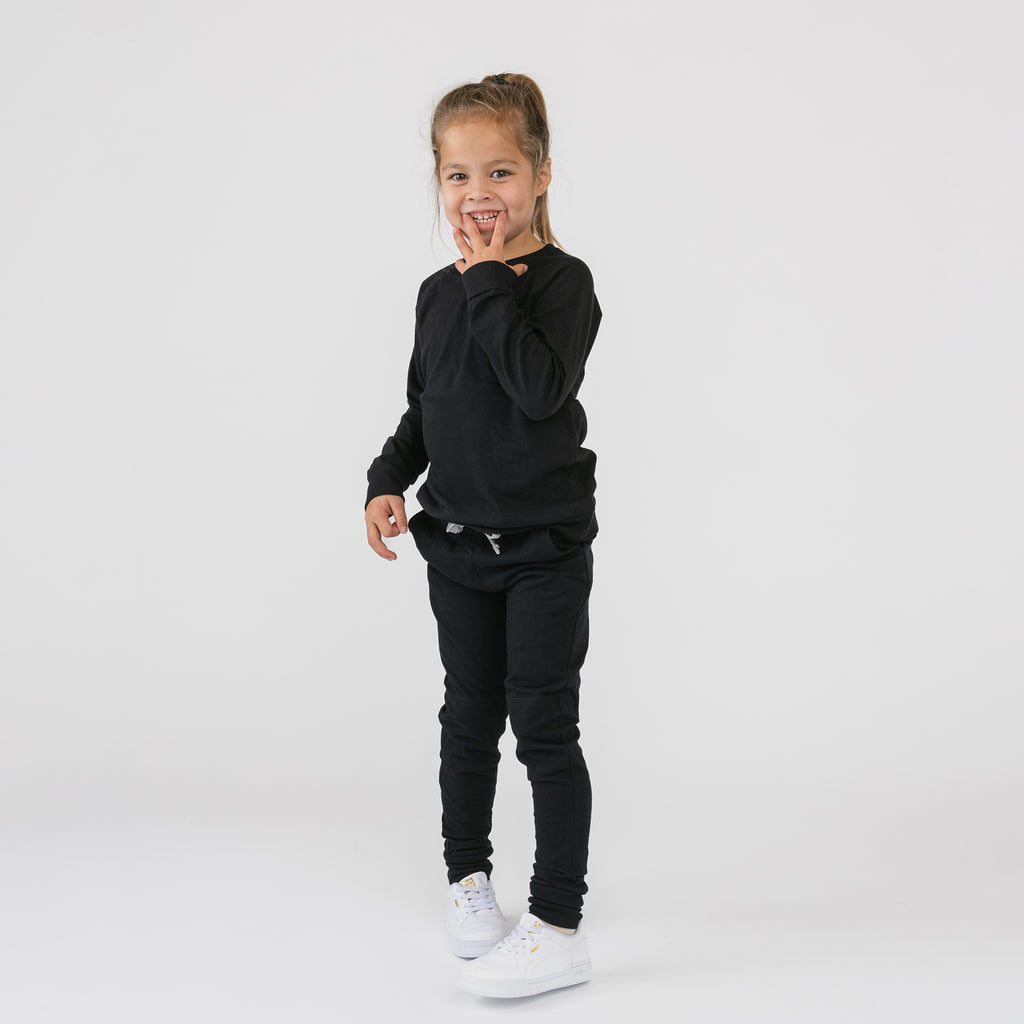 Cloud Crew Raglan - Long Sleeve Tees - Black - 3-6 months - mini mioche