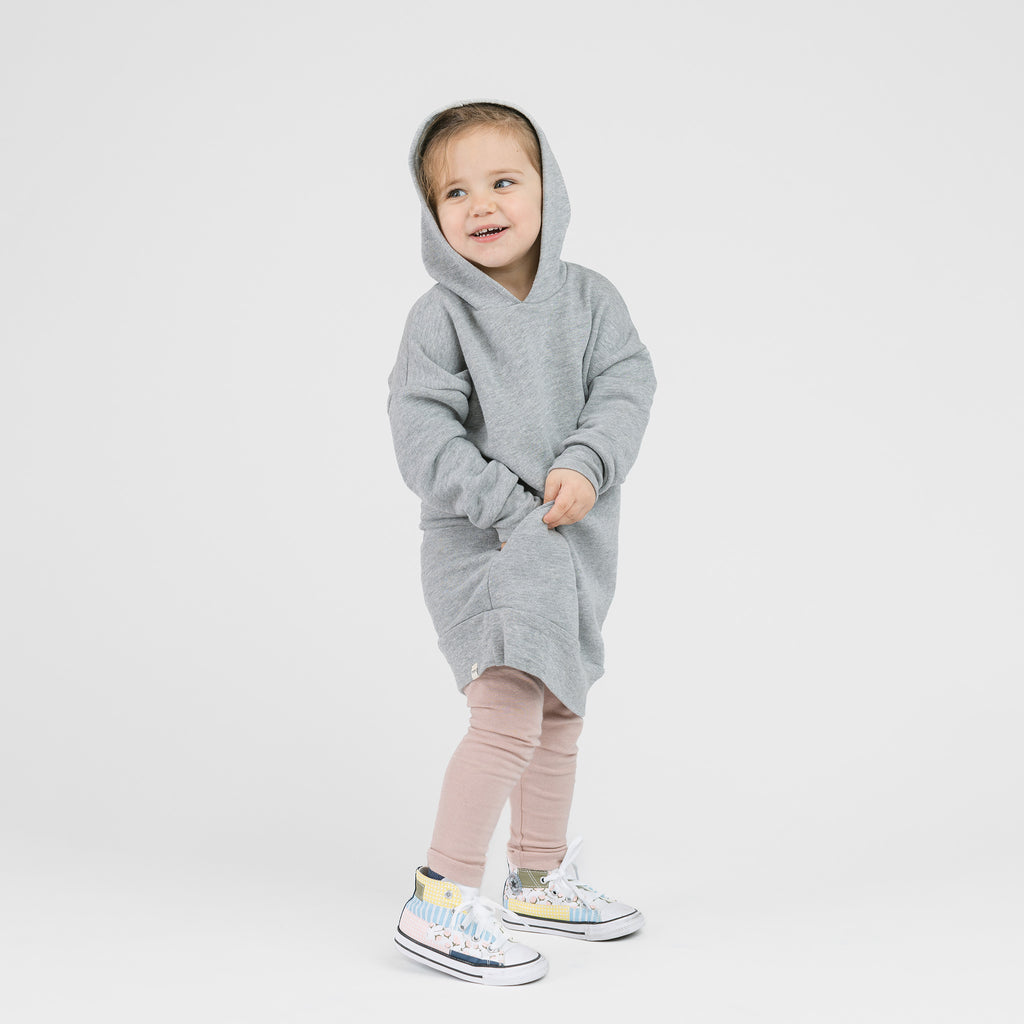 GREY OUTFIT 🐰  Gray hoodie outfit, Grey outfit, Gray sweatpants