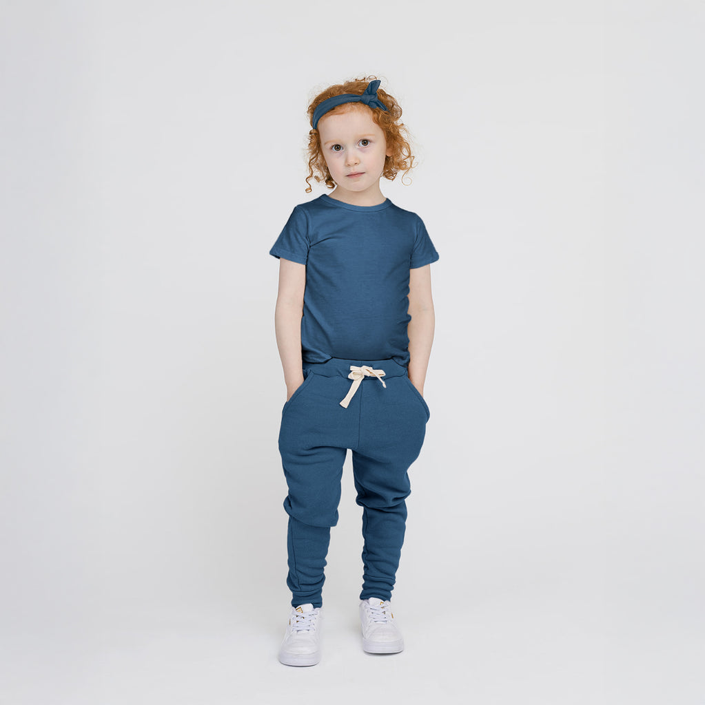 Plush Skinny Sweats - 100% GOTS-Certified Organic Cotton Fleece Sweatpants - Cerulean - Toddler Kids Tweens and Teens - Made in Canada - mini mioche