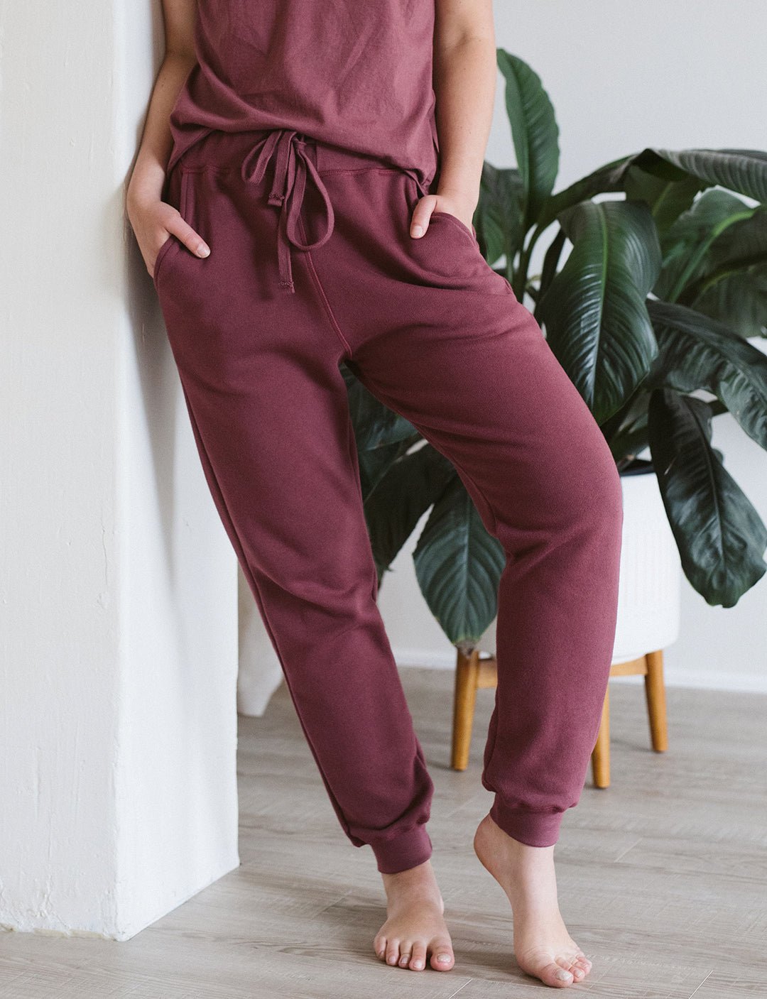 The Women's Essential Sweatpant – mini mioche